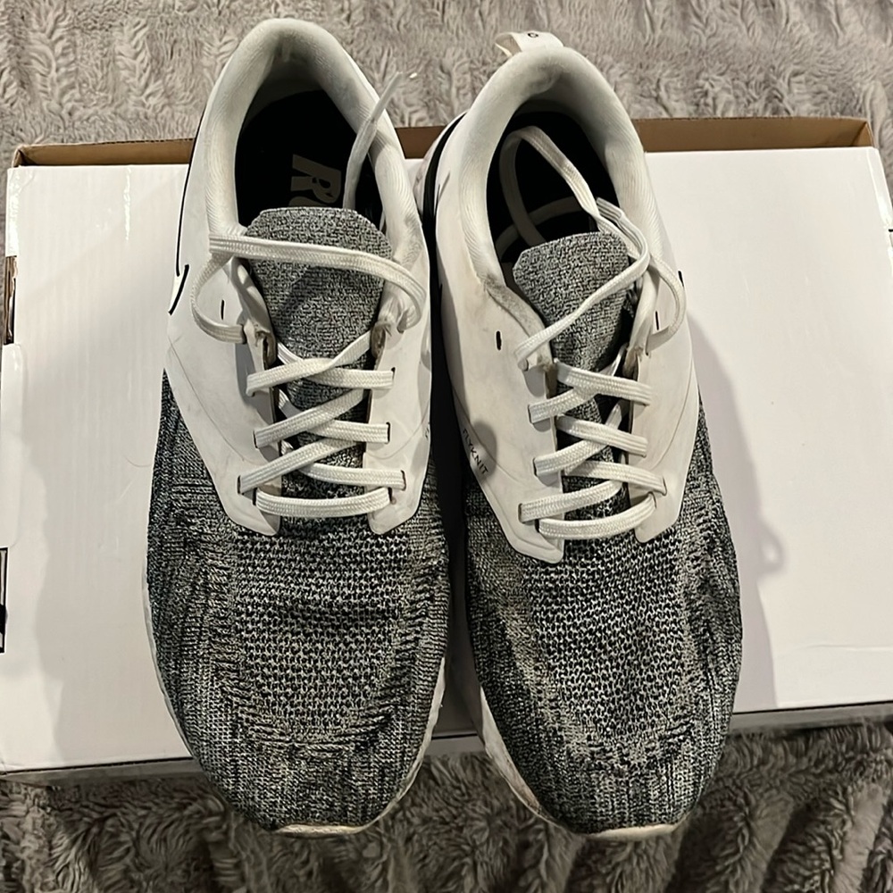 SIZE 11 - used / stained - Nike Odyssey React 2 Flyknit Odyssey